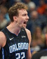 让湖人赶上了！小瓦格纳自全明星后首次砍下30+