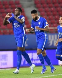 伟德Bevictor登录入口-马尔康克雷桑上演最激烈射手之争 谁破扎球王神迹