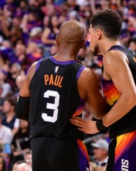 名记：我认为太阳是保罗最有可能的下家 布克和保罗惺惺相惜